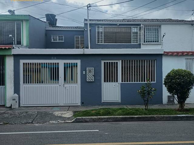 #P 100 - Casa para Venta en Bogotá - DC - 3