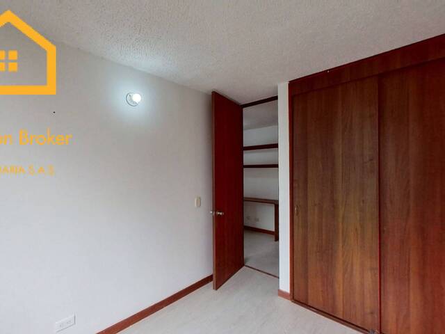 #PH 1136 - Apartamento para Venta en Bogotá - DC - 2